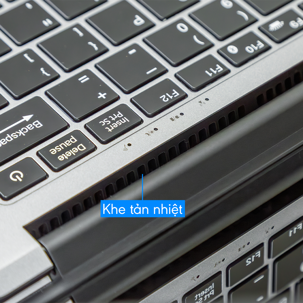 SingPC Notebook M16i3128512